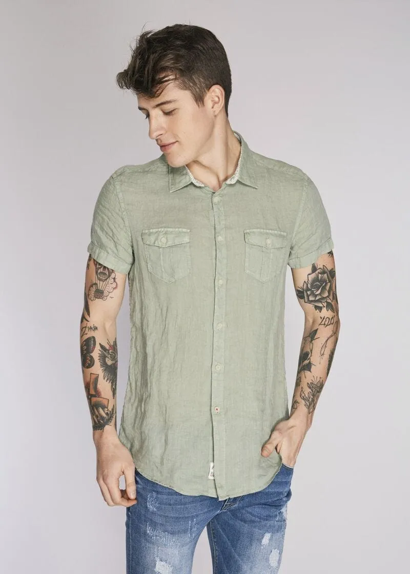 Camicia in lino a maniche corte