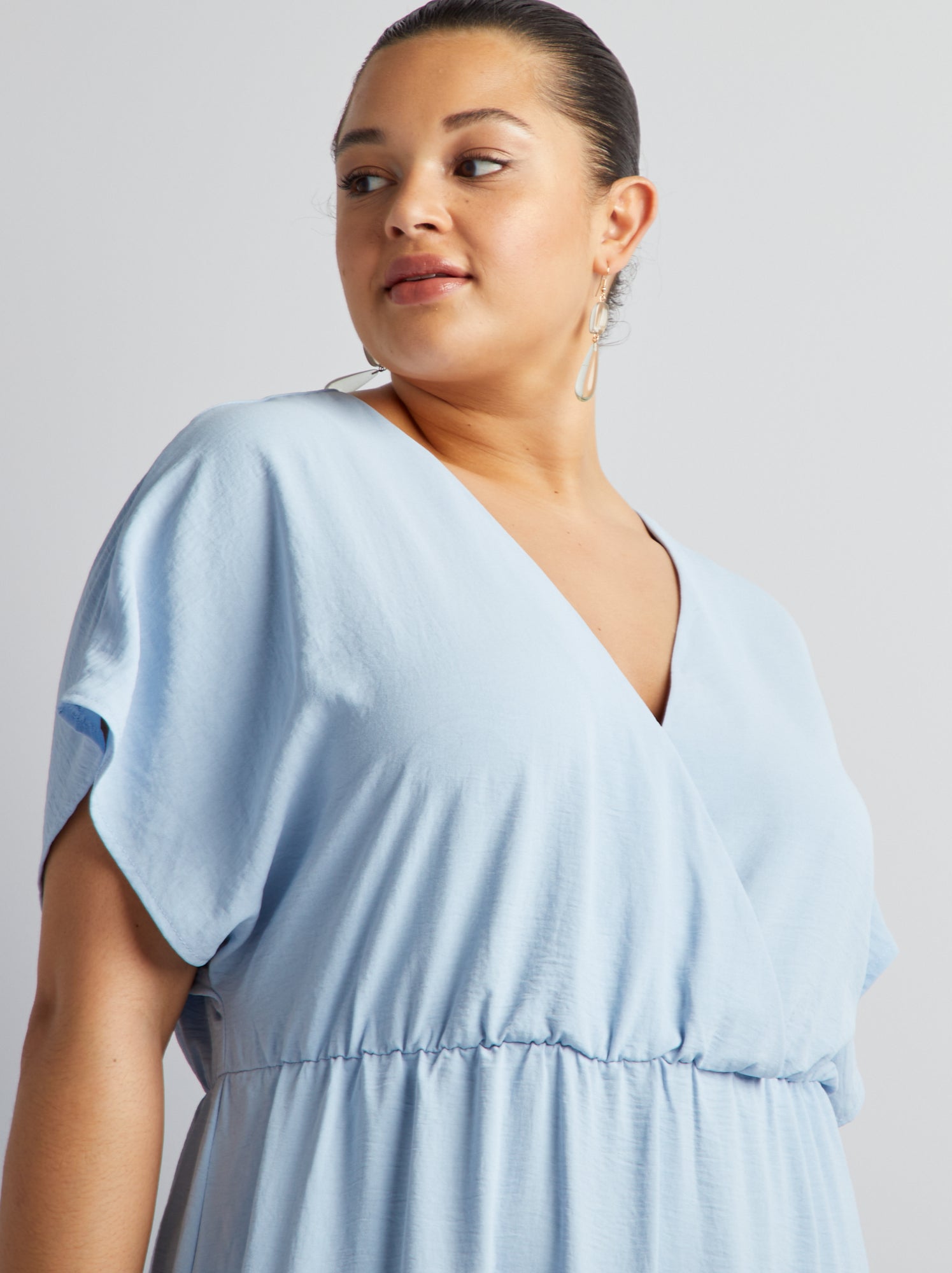 Vestito morbido a maniche corte - BLU